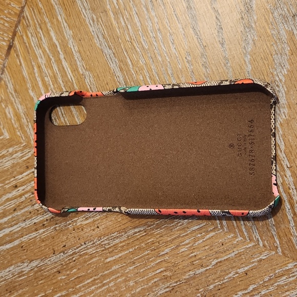 New Gucci IPhone X/XS Strawberry GG Case - Picture 4 of 4